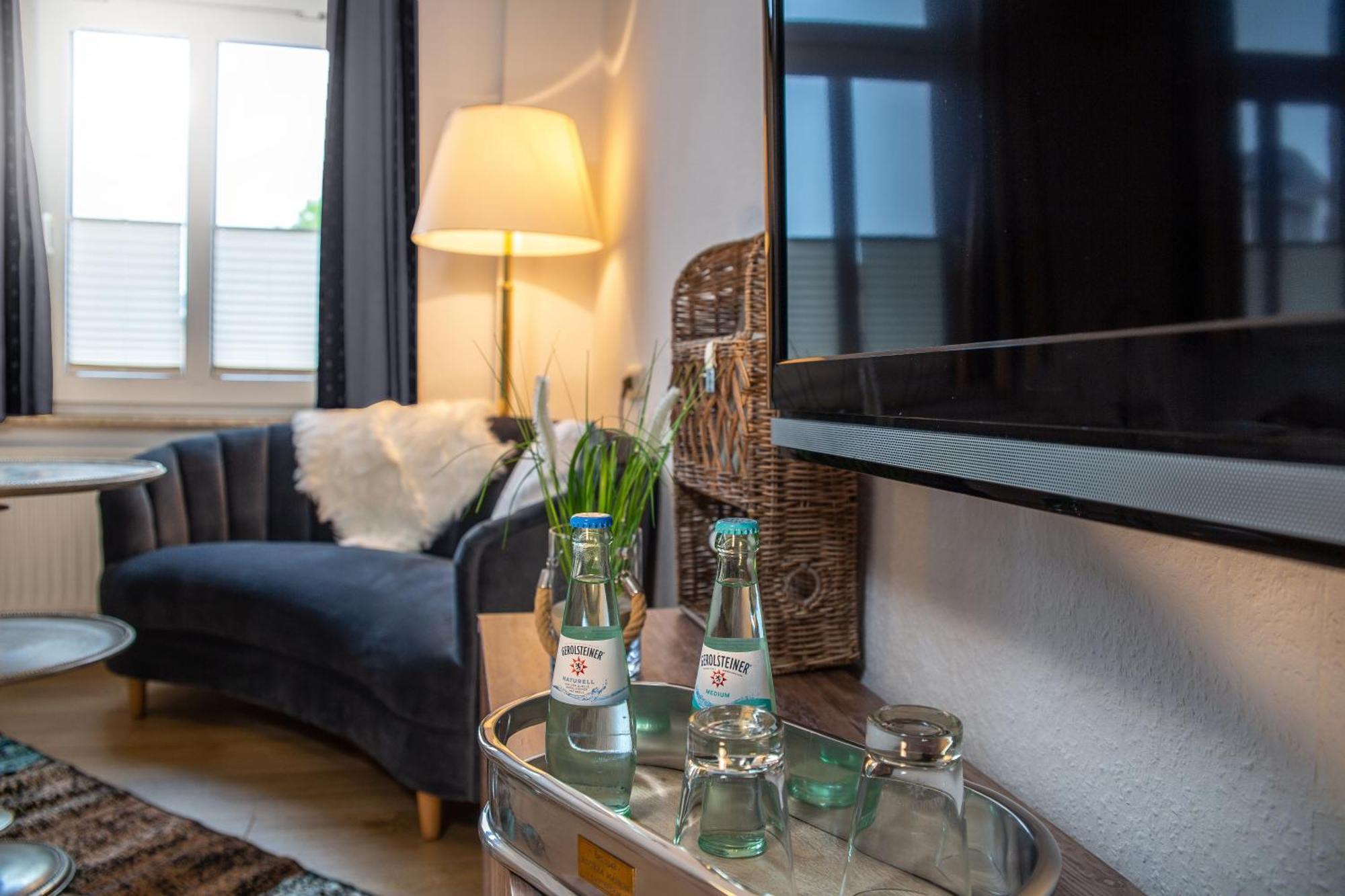 Hotel Duenenlaeufer Лангеог Екстериор снимка
