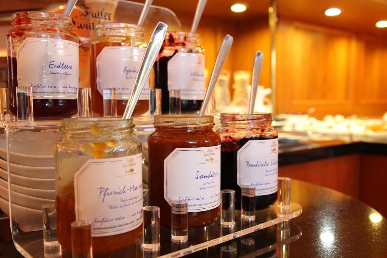 Hotel Duenenlaeufer Лангеог Екстериор снимка